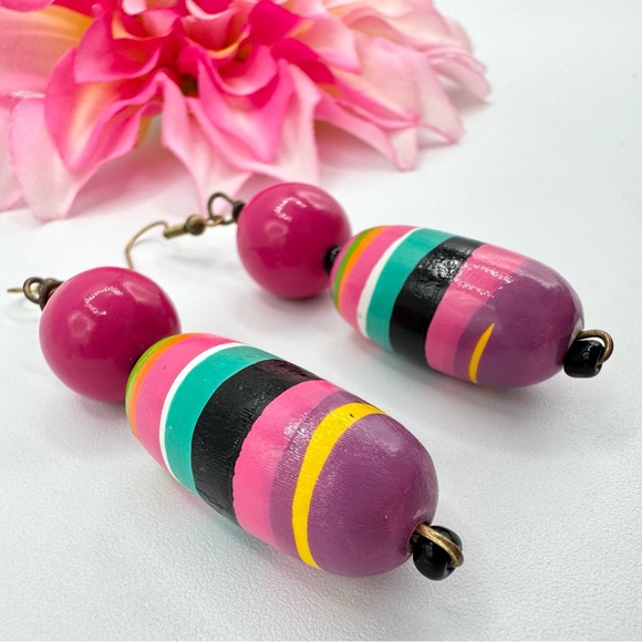 Vintage Hand Painted Bright Multicolor Wood Bead Dangle Earrings Whimsical Fun - Picture 2 of 7